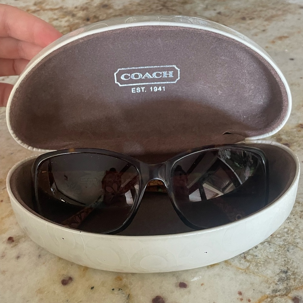 Coach Sunglasses - Picture 2 of 6
